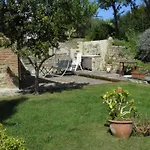 Mit Gartenblick By Interhome شقة *